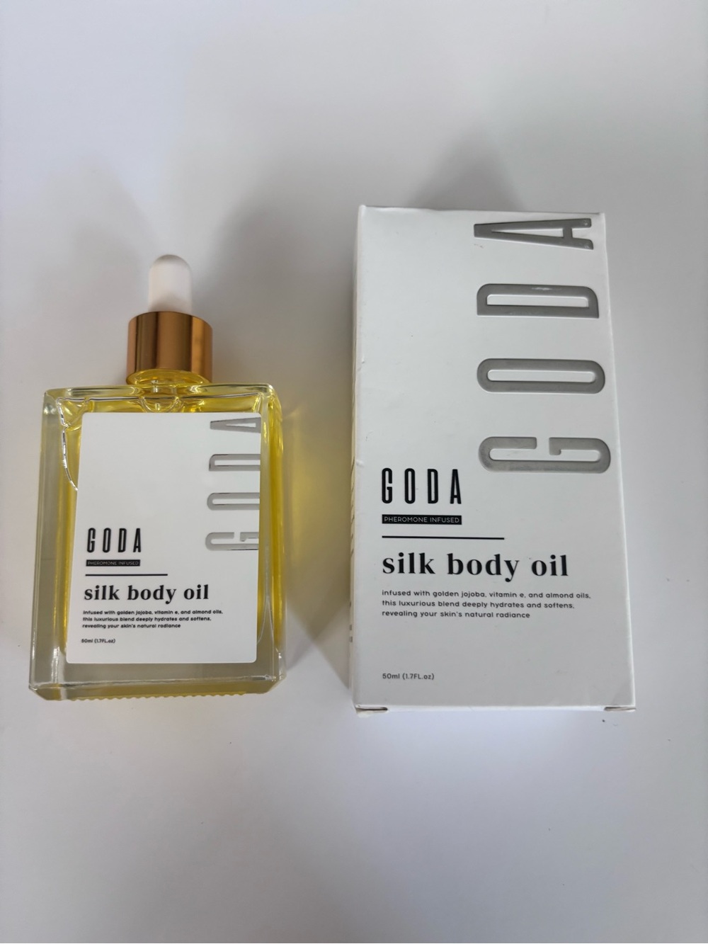 GODA Pheromone Infused Silk Body Oil New 50 ml (1.7 fl oz)